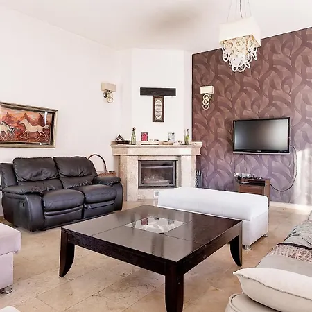 Hera Kyrenia Bb Guest house *