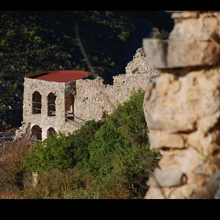 Hera Kyrenia Bb