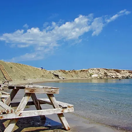 Hera Kyrenia Bb *